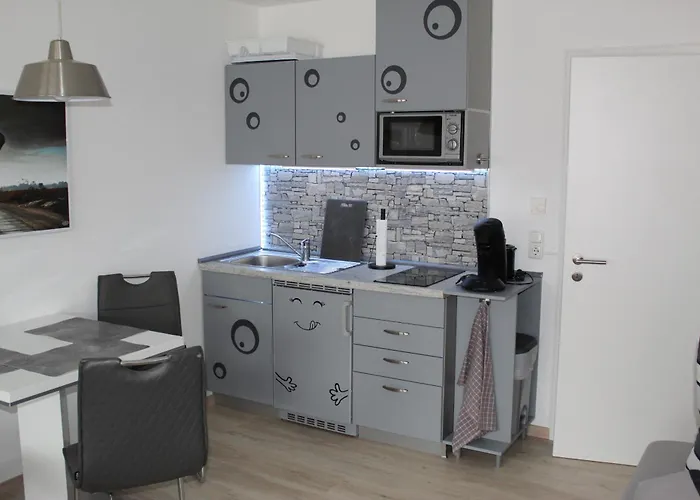 App Mit Klima, Pool, Garage Fuer Auto, Bike, Skier, Aktivcard Optional Apartment